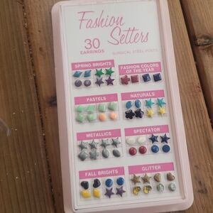 Vtg earrings from the 90s